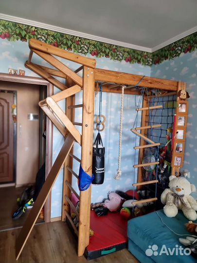 Детская шведская стенка из дерева, б.у