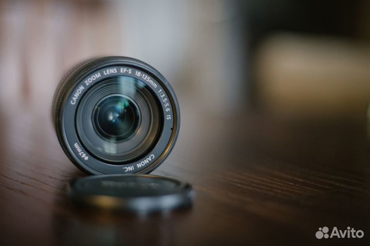 Объектив Canon 18-135 IS