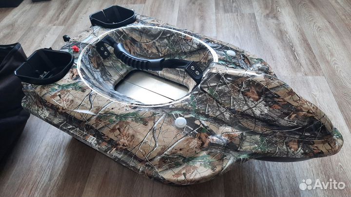 Прикормочный кораблик Boatman Fighter Pro