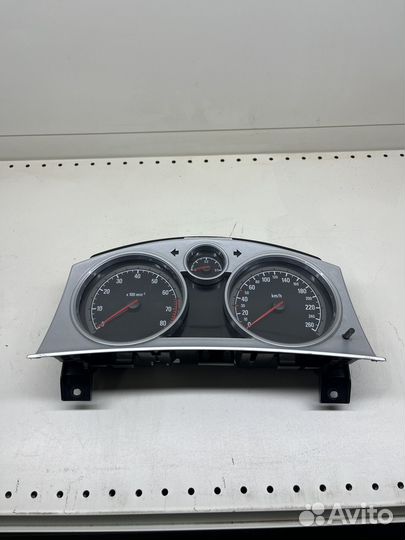Панель приборов Opel astra h 13225986