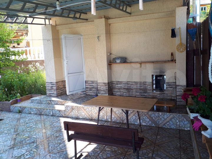 Дом 170 м² на участке 4 сот.