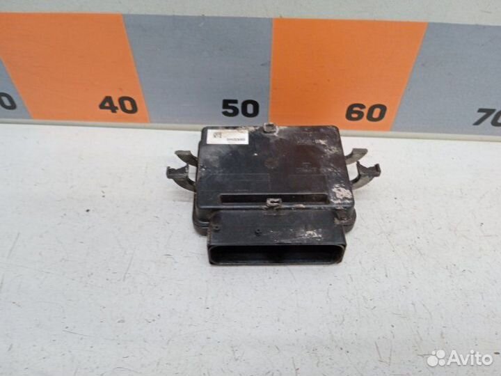 Блок управления парковочным тормозом Audi A8 D3