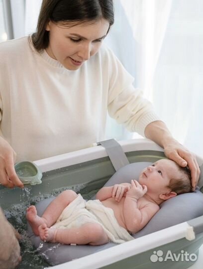 Ванночка доя купания новорожденных складная