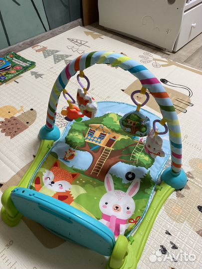 Развивающий коврик с пианино