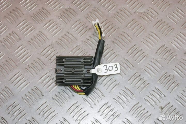 Реле-регулятор Kawasaki KLE 400