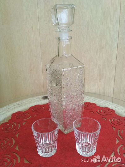 Графины и штофы