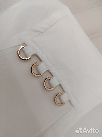 Белая блузка lime