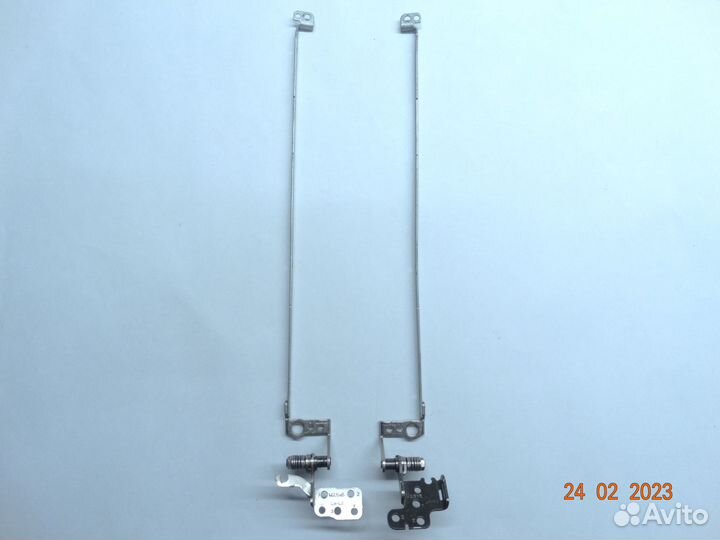 Петли Packard Bell TE11-HC / Acer Aspire E1-571