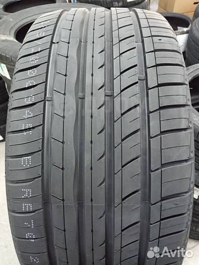 RoadX RXMotion U11 245/40 R18 и 265/35 R18