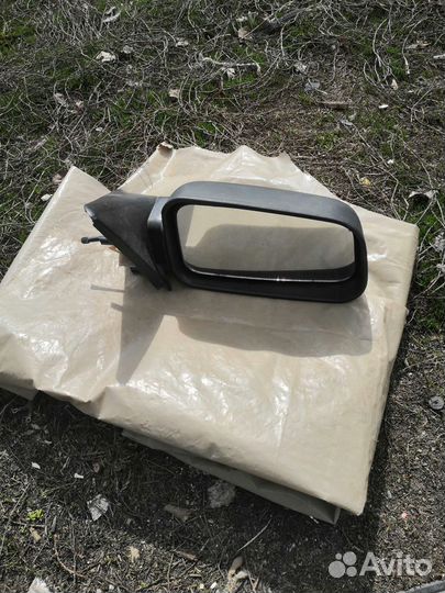 Зеркало правое заднего вида 2110