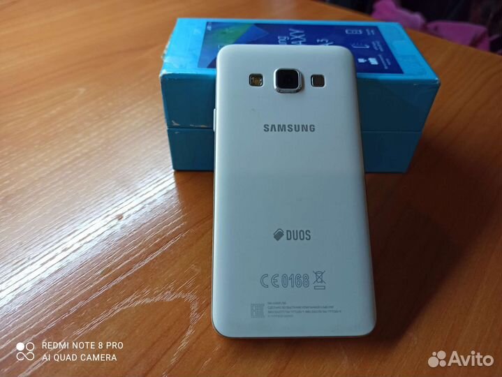 Телефон Samsung galaxy a 3 2015