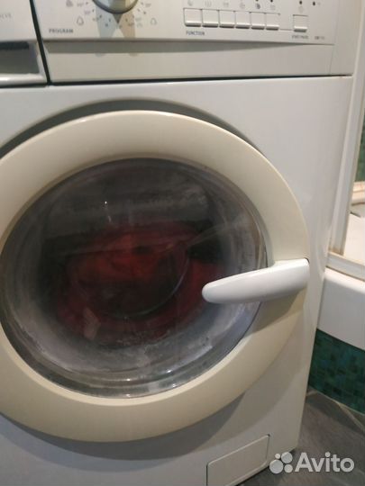 Стиральная машина автомат с баком