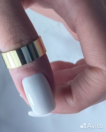 Мастер маникюра и педикюра