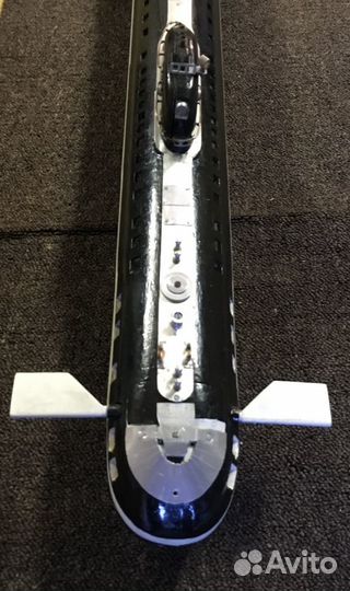 Действующая модель подлодки