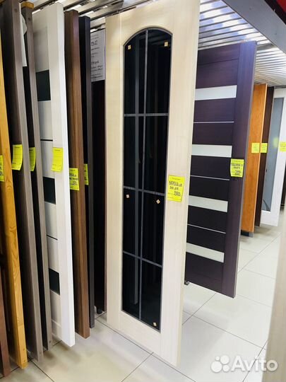 Дверь межкомнатная со стеклом