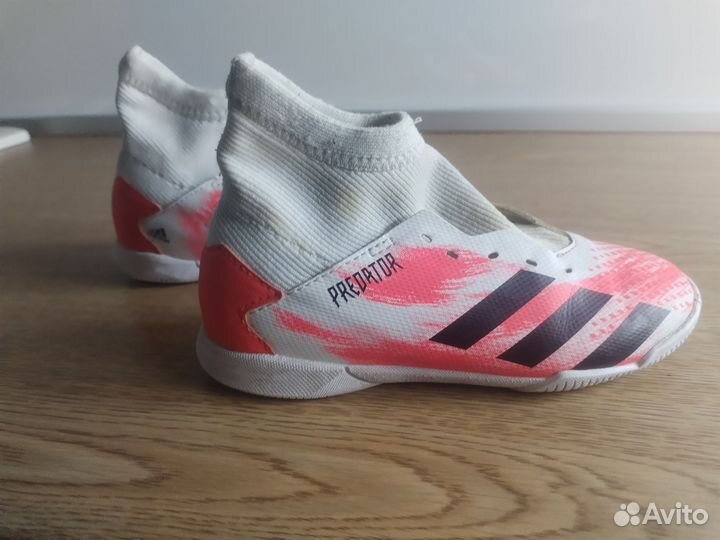 Футзалки adidas predator