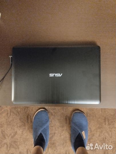 Ноутбук asus