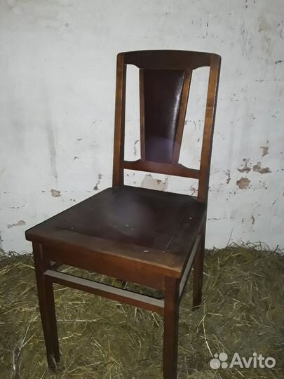 Старинный стул