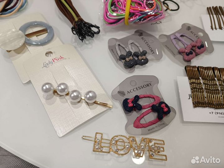 Заколки, невидимки, резинки, шпильки, зажимы