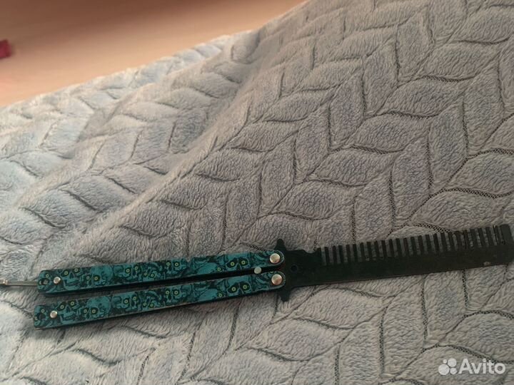 Нож бабочка расческа