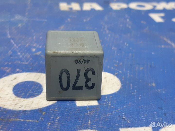 Реле Volkswagen Passat B5 универсал 1999