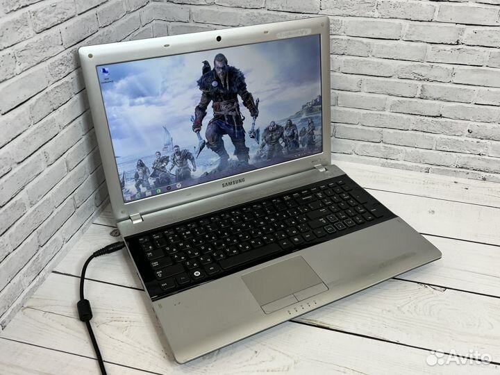Быстрый ноутбук Samsung с гарантией