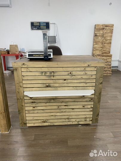 Кассовый стол