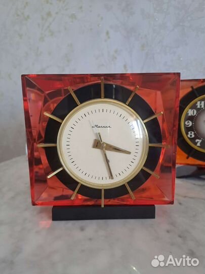 Часы штурвал Молния, оргстекло