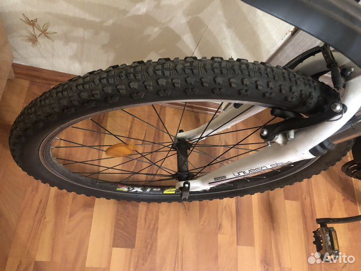 Univega alpina ht100 sky