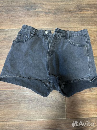 Джинсовые шорты