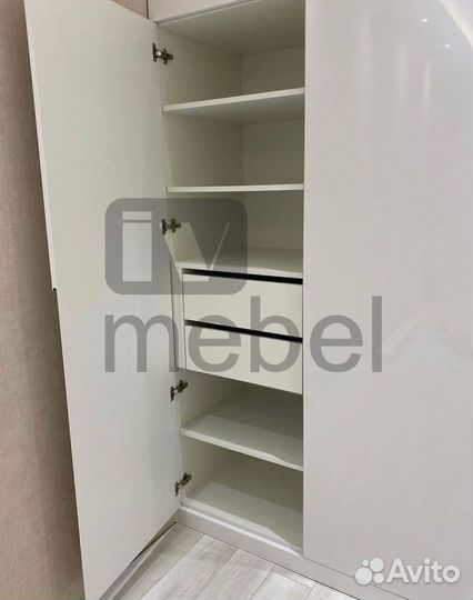 Шкаф купе угловой