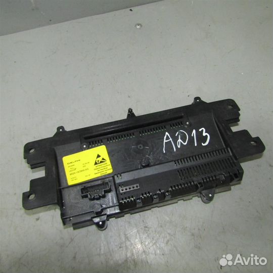 Блок управления кондиционером и аудиосистемой JAG