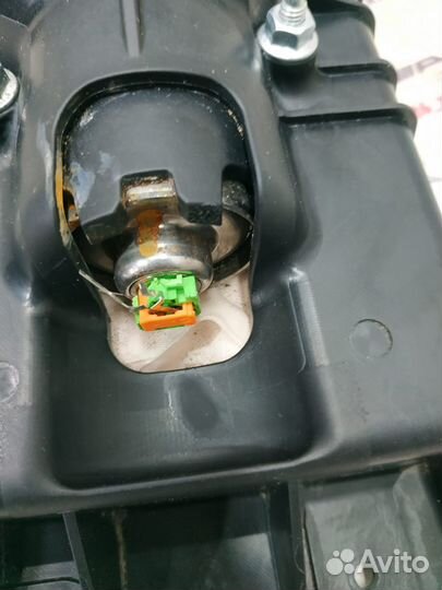 Подушка панели w204 Mercedes