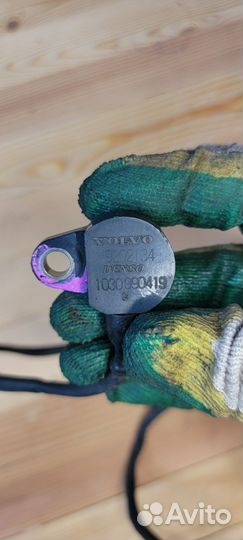 Датчик положения распредвала volvo