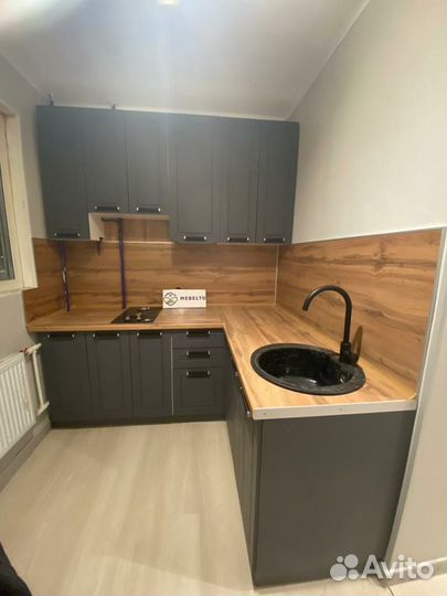 Кухня угловая в студию графит