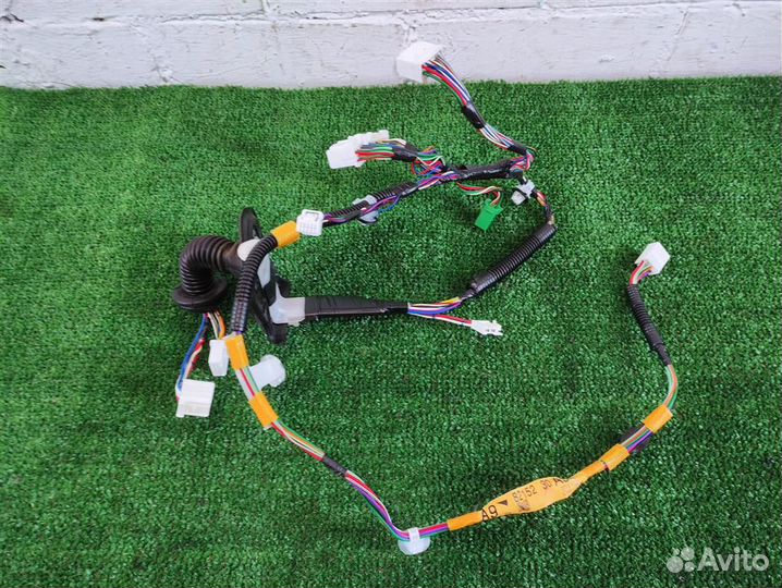 Проводка двери передней левой Lexus GS 450H 2007