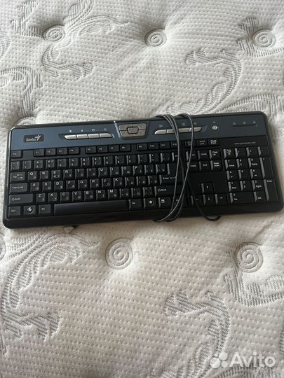 Клавиатура genius 050010\c