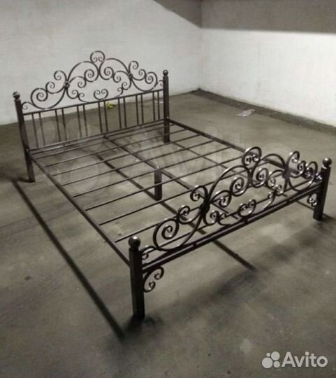 Кованные кровати