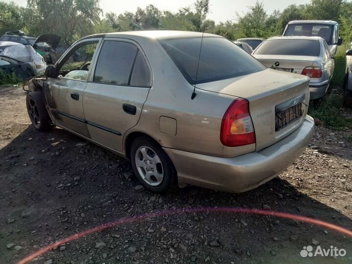 Hyundai accent в разбор