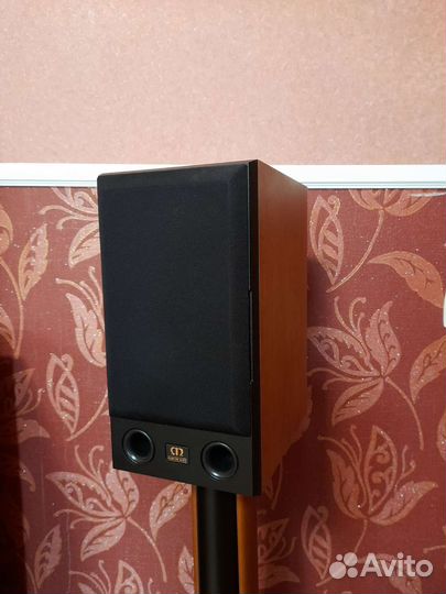 Акустические колонки monitor audio bronze 2