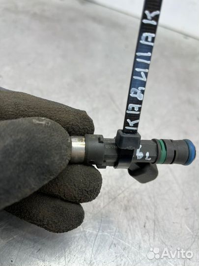 Форсунка инжекторная электрическая Cadillac Srx