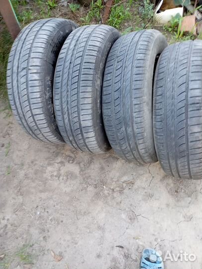 Pirelli Carrier 195/65 R15