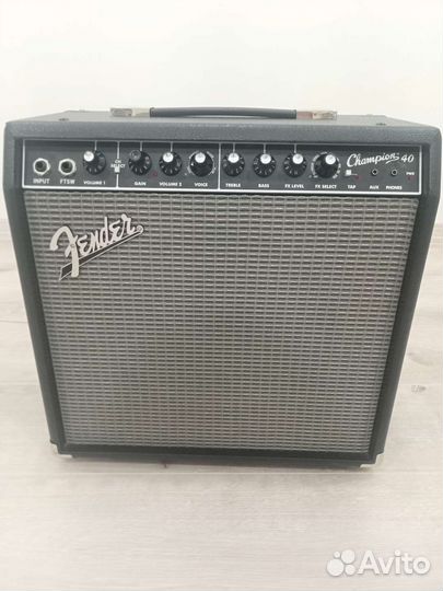 Комбоусилитель Fender champion 40