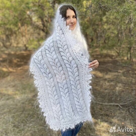 Белый пуховый палантин Козий пух