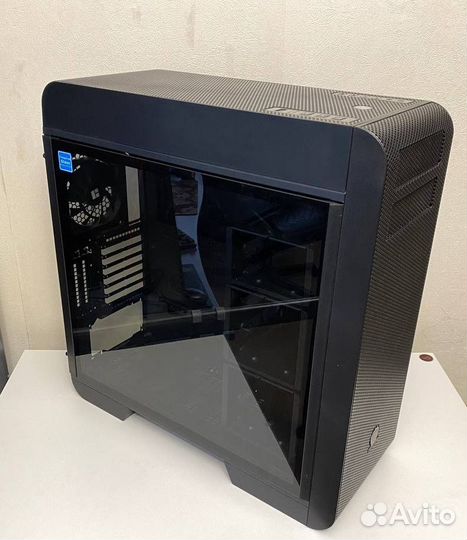 Thermaltake Core V71 TG