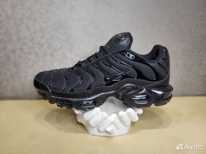 Кроссовки мужские Nike Air Max Tn Plus