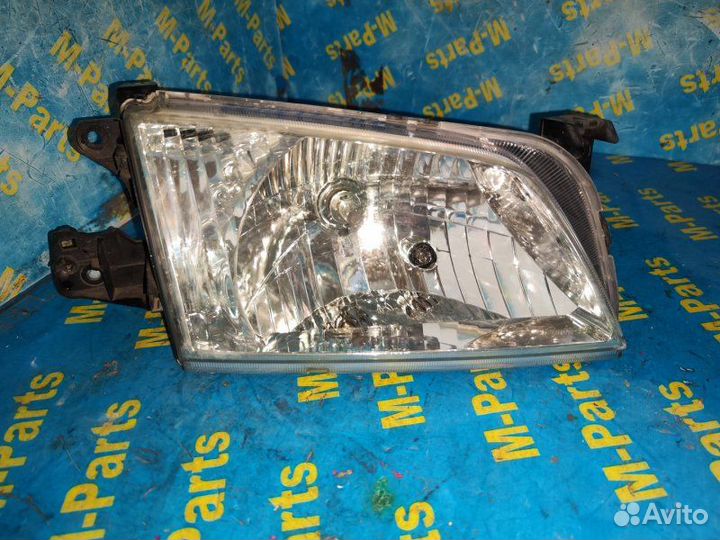 Фара правая Mazda Demio DW3W 2001