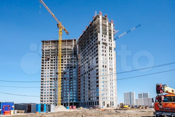 2-к. квартира, 93 м², 1/24 эт.