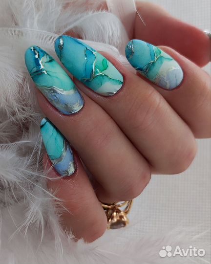 Мастер маникюра