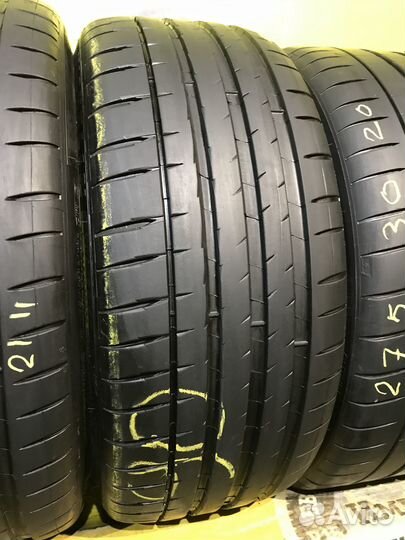 Michelin Pilot Sport 4 S 275/30 R20 и 245/35 R20 97Y